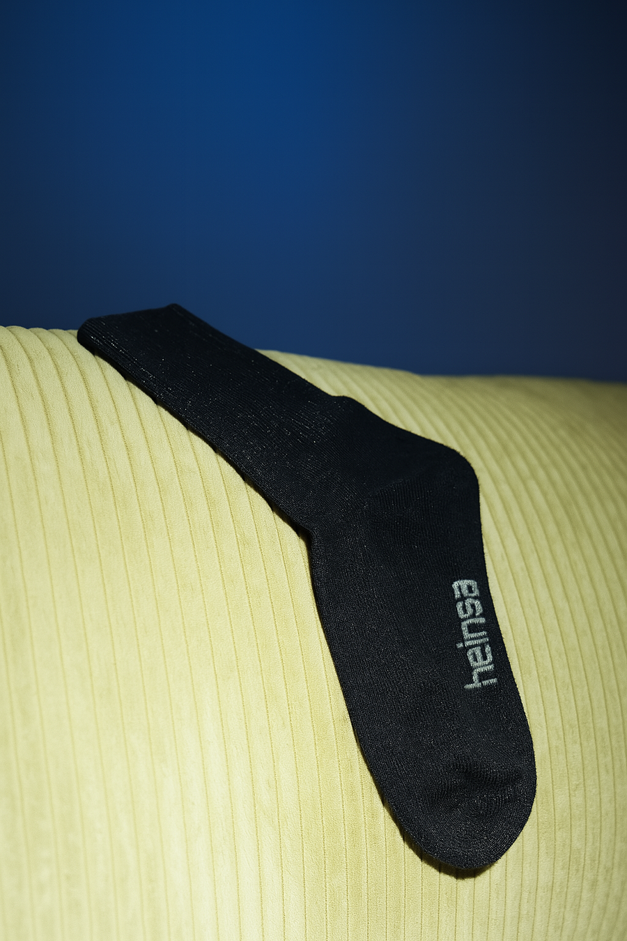 heinsa Tennissocken Schwarz mit Silberguard-Technologie – reduziert Schweiß & Geruchsbildung - Hergestellt in Deutschland
